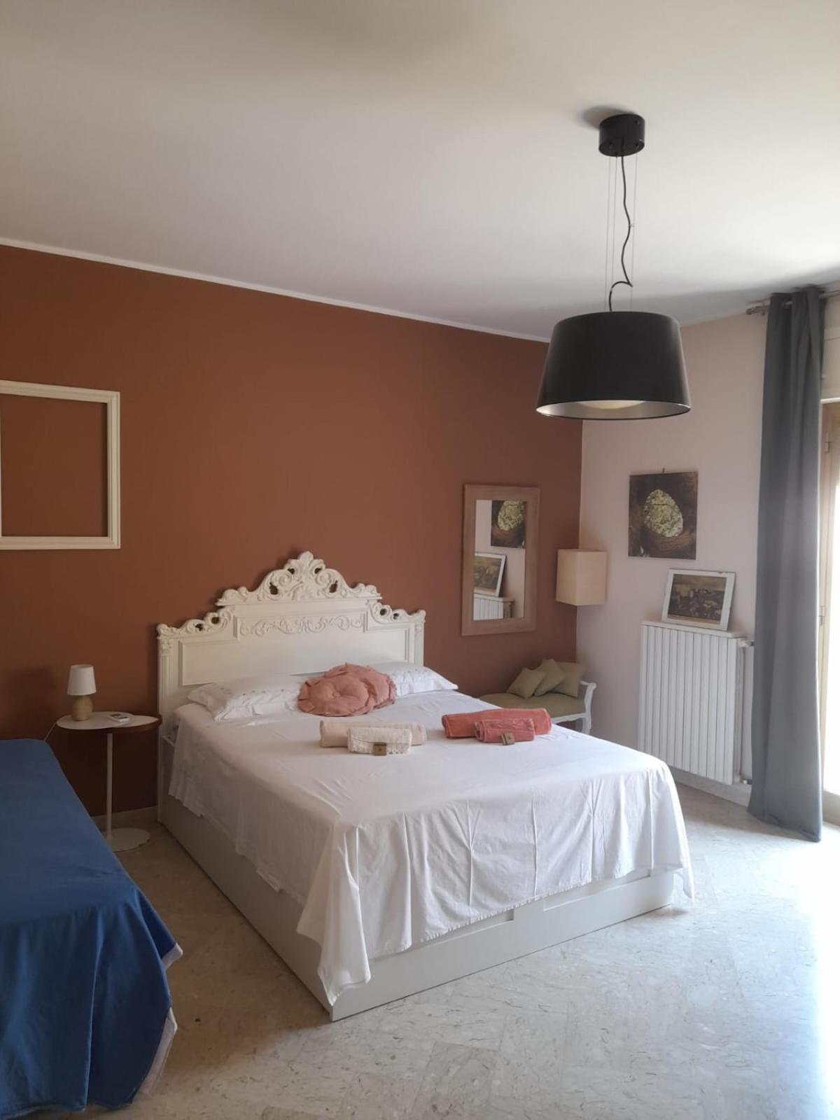 B&B Famigliare Arcadia Polignano Polignano a Mare Eksteriør billede